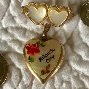 Vintage Atlantic City Sweethearts Brooch Locket